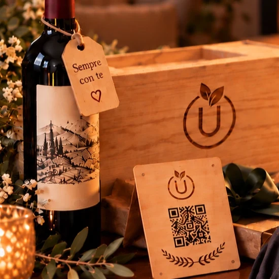 “Memory Card”: tavoletta in legno con QR code inciso